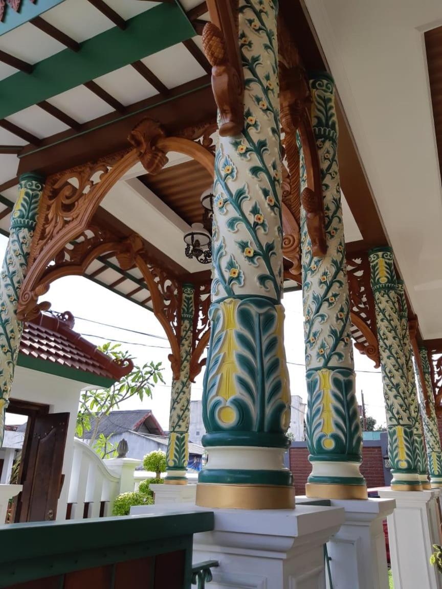 Rumah Jawa Wisma tamu *
